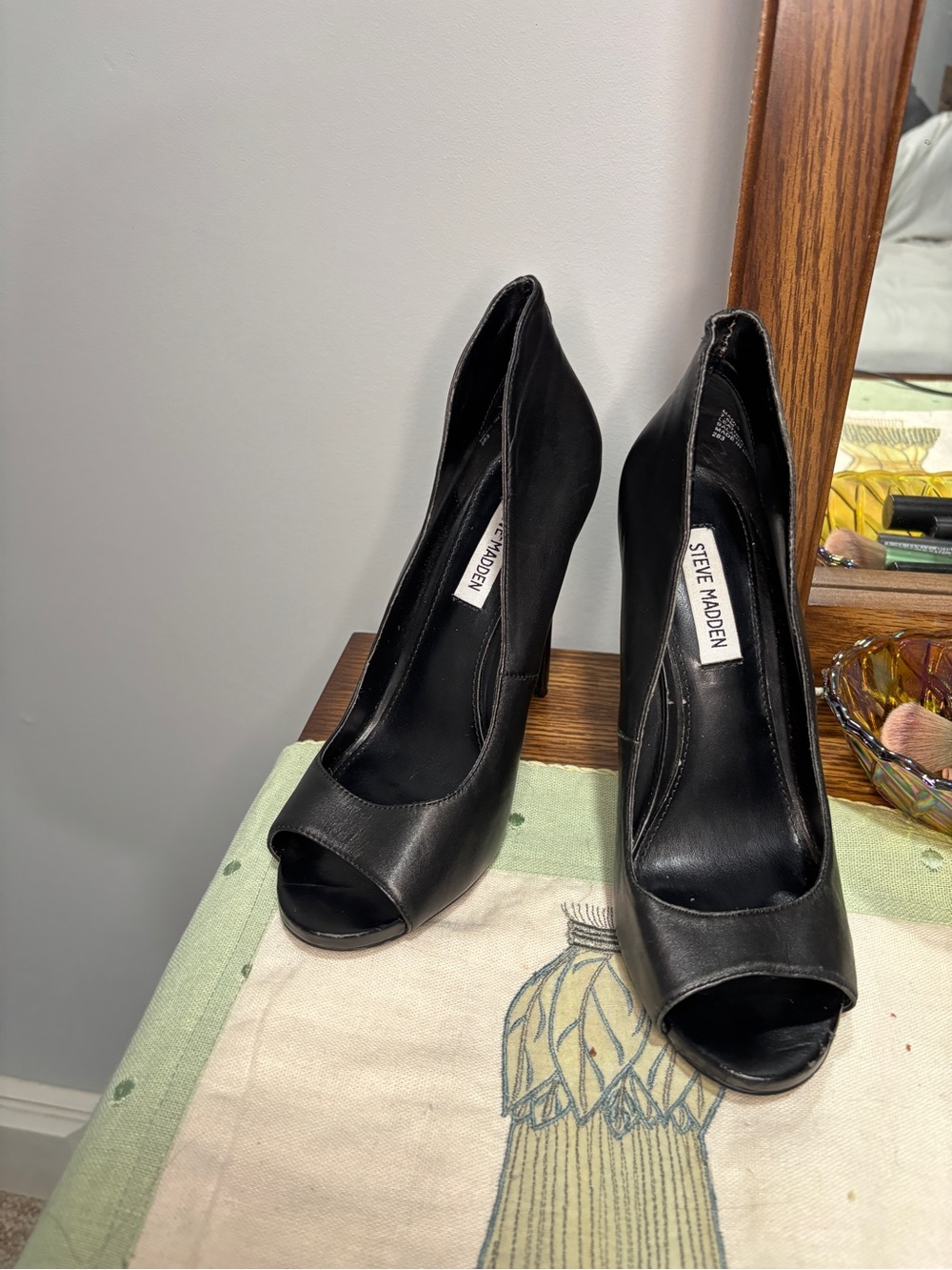 Steve Madden Black Peep Toe Pump Heels